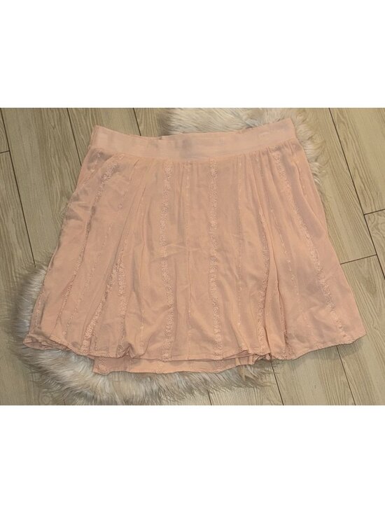 torrid Dresses & Skirts - Torrid Flowy Skirt Embroidered Floral Lined Knee Length Womens Size 1 1X Pink